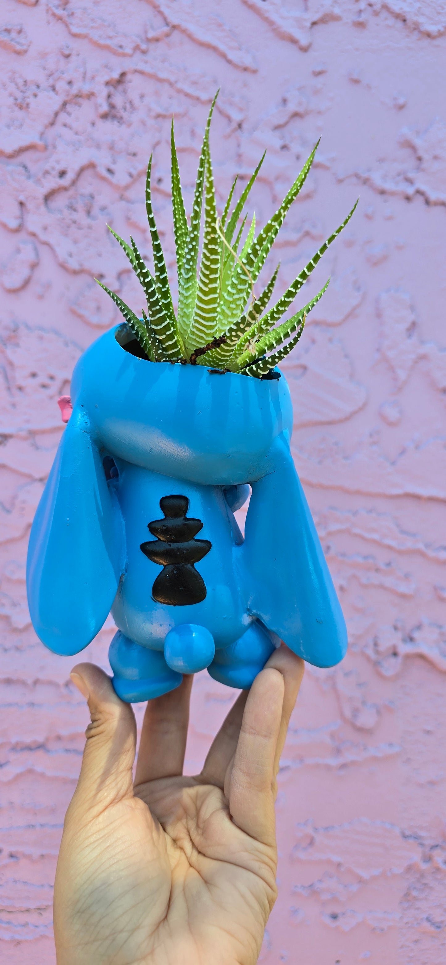 Stich Hugs Planter