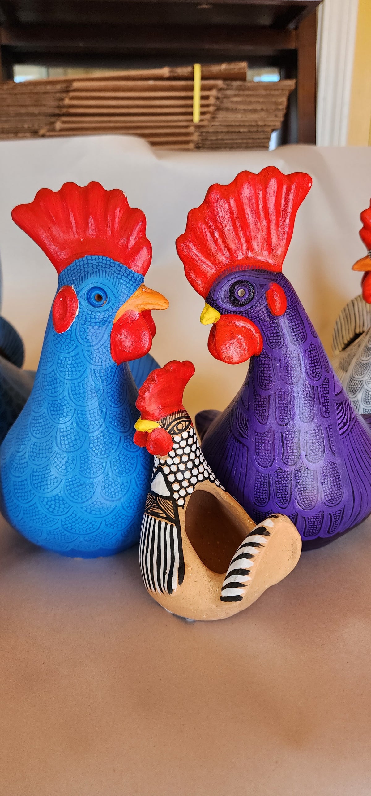 Shippable Rooster/Chicken Planter  11  inch ,8  inches and 4 inches