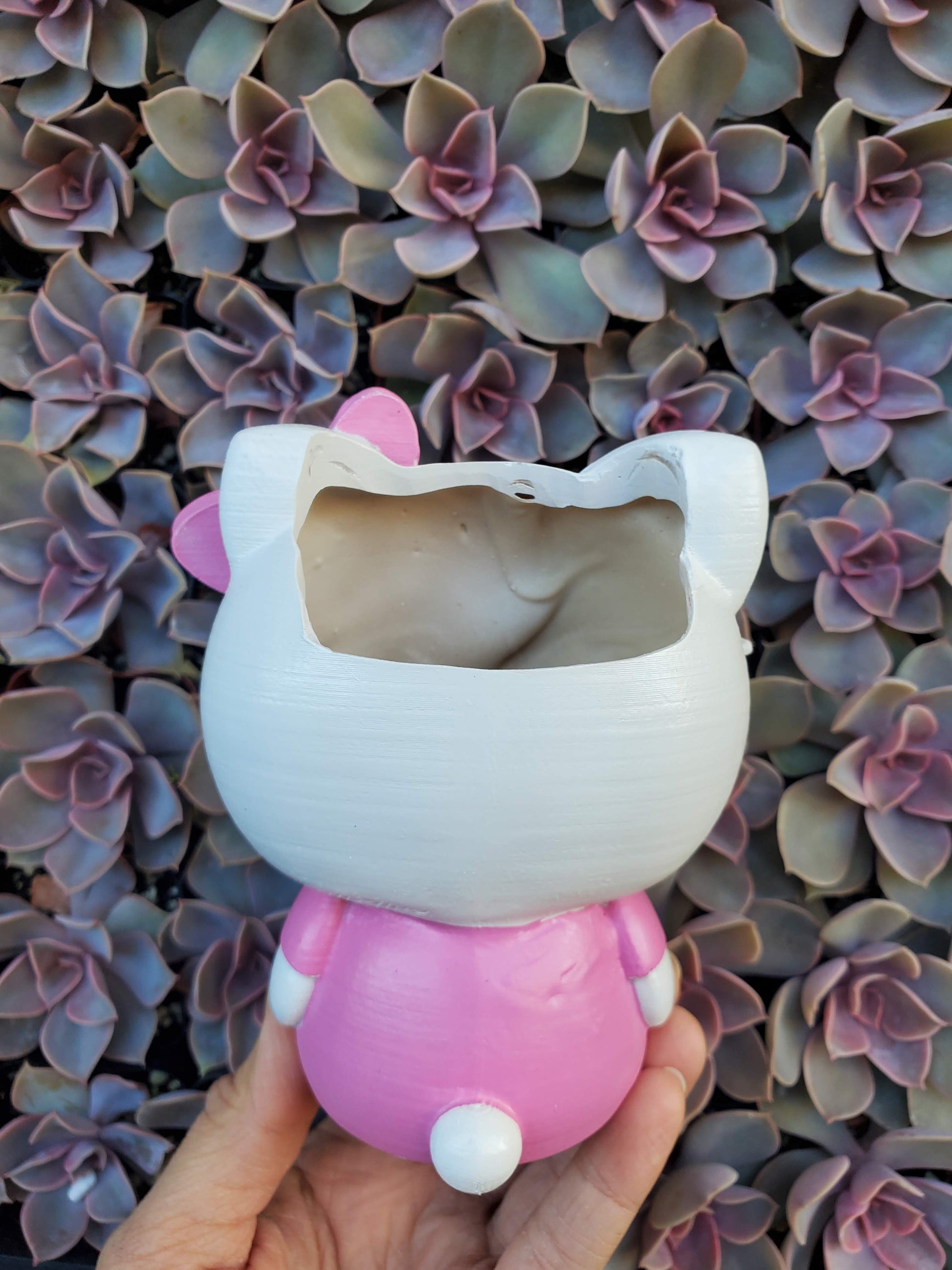 hello kitty planter pot Hello Kitty Planter, DIY – Seelenelamoon
